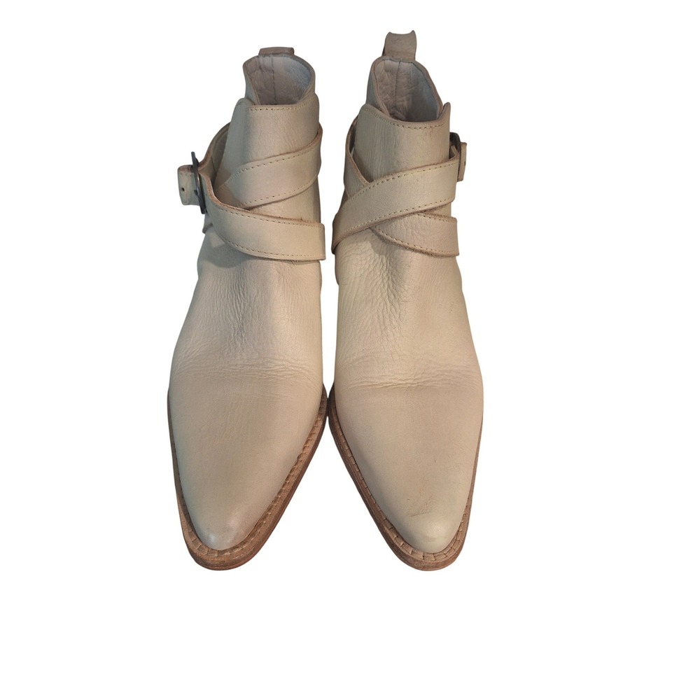 Free People Women Cream Leather ankle Boots‎ size  36.5
